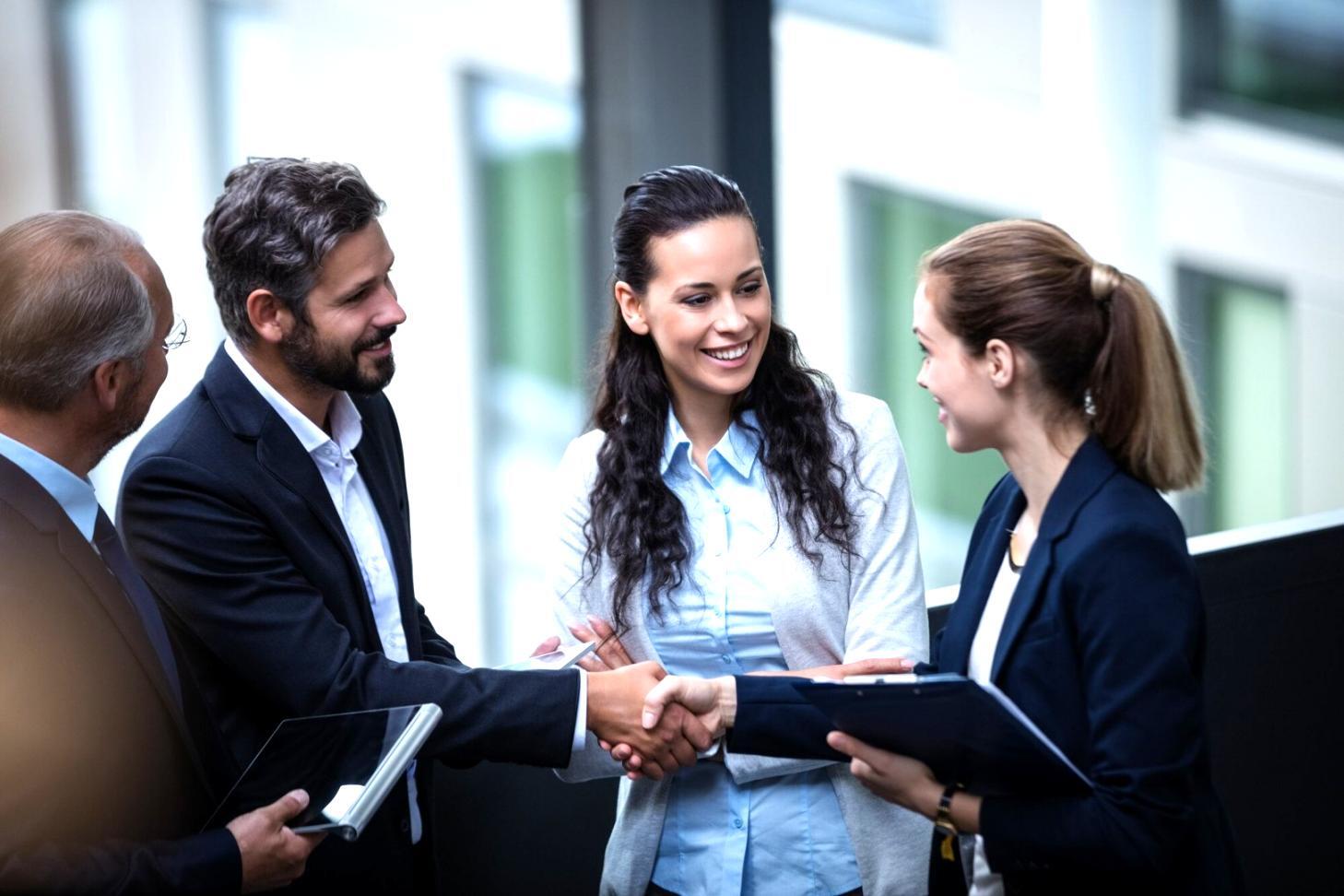Session de conseil financier personnalisé avec un client